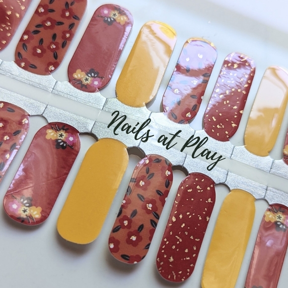 5 for $15 Nail Wraps- Flower Girl - Picture 2 of 3